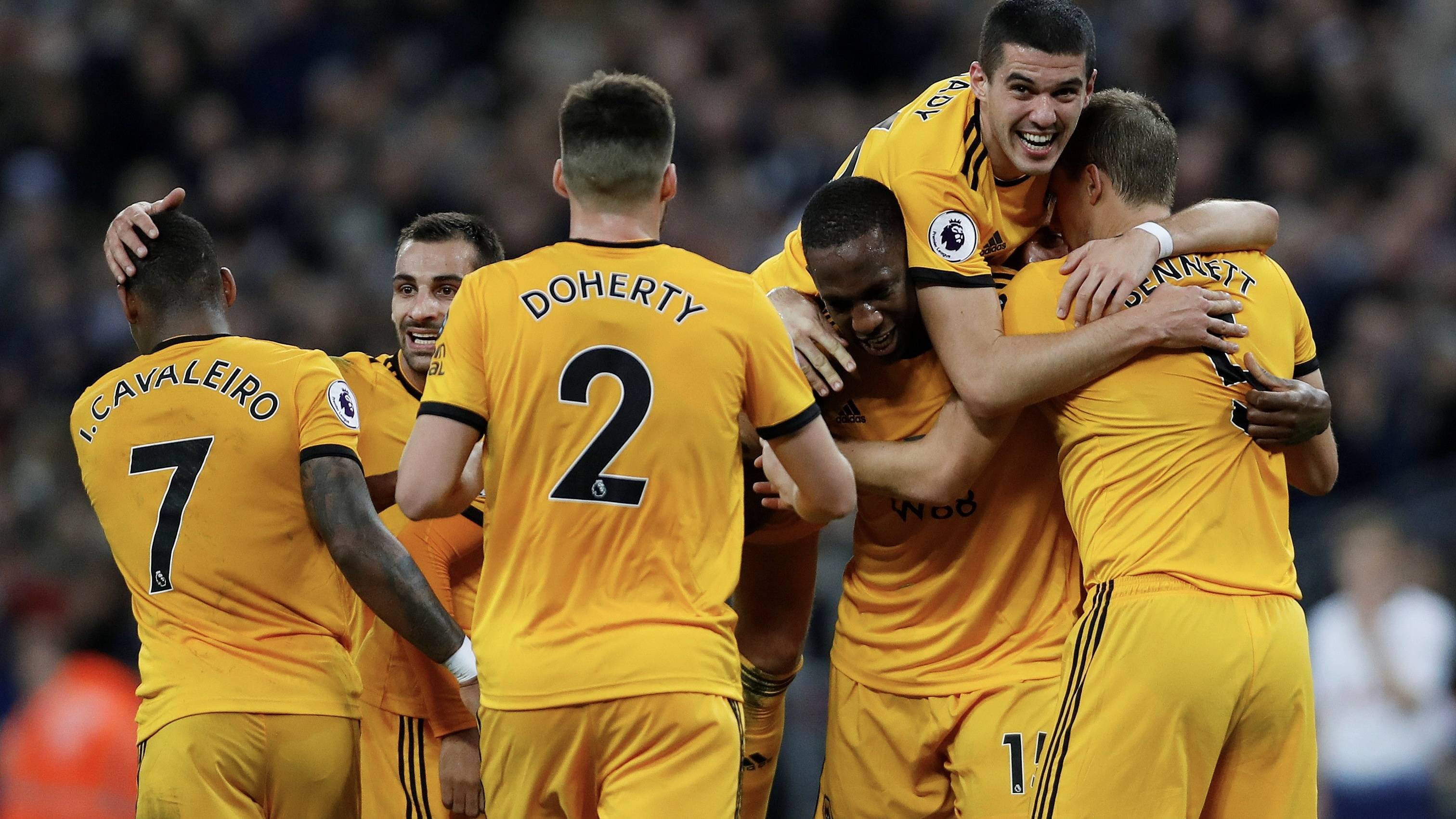 足球比赛精彩绝伦,每一粒进球都是荣耀 足球比赛精彩绝伦,每一粒进球都是荣耀