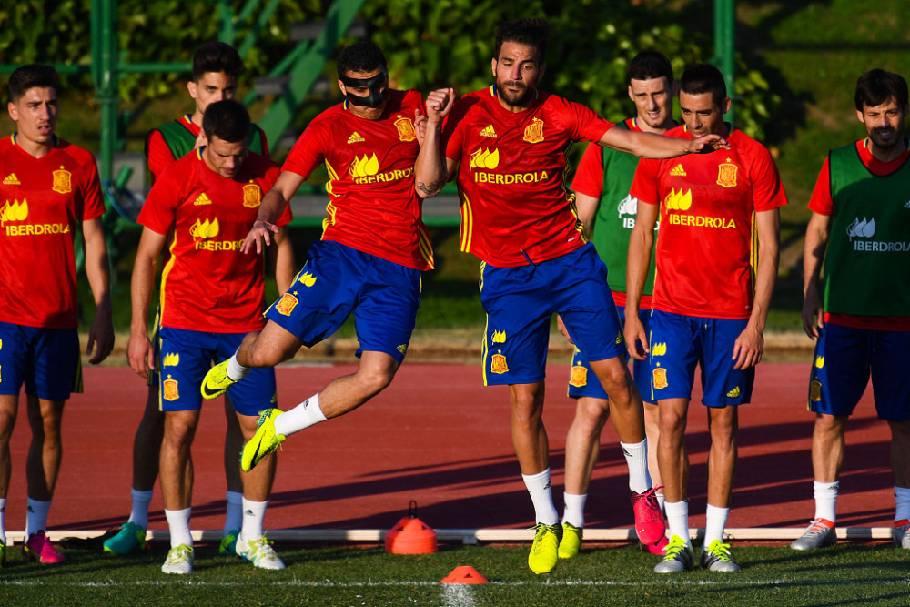 PG电子官网-欧国联赛成绩亮眼，球队状态逐渐回暖