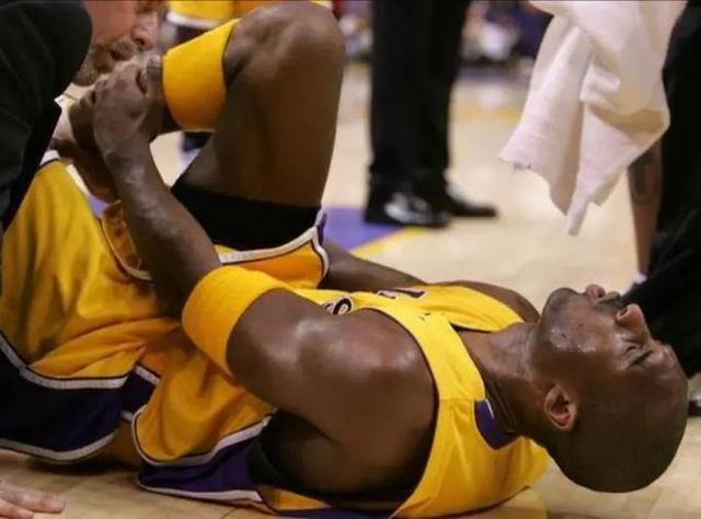 湖人主控因伤缺席，球队面临挑战的简单介绍