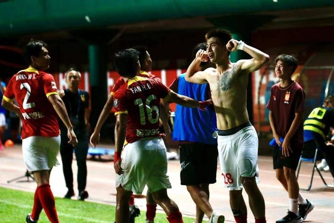 PG电子试玩官网-关于广州队惊险击败四川队，实现逆袭胜利的信息