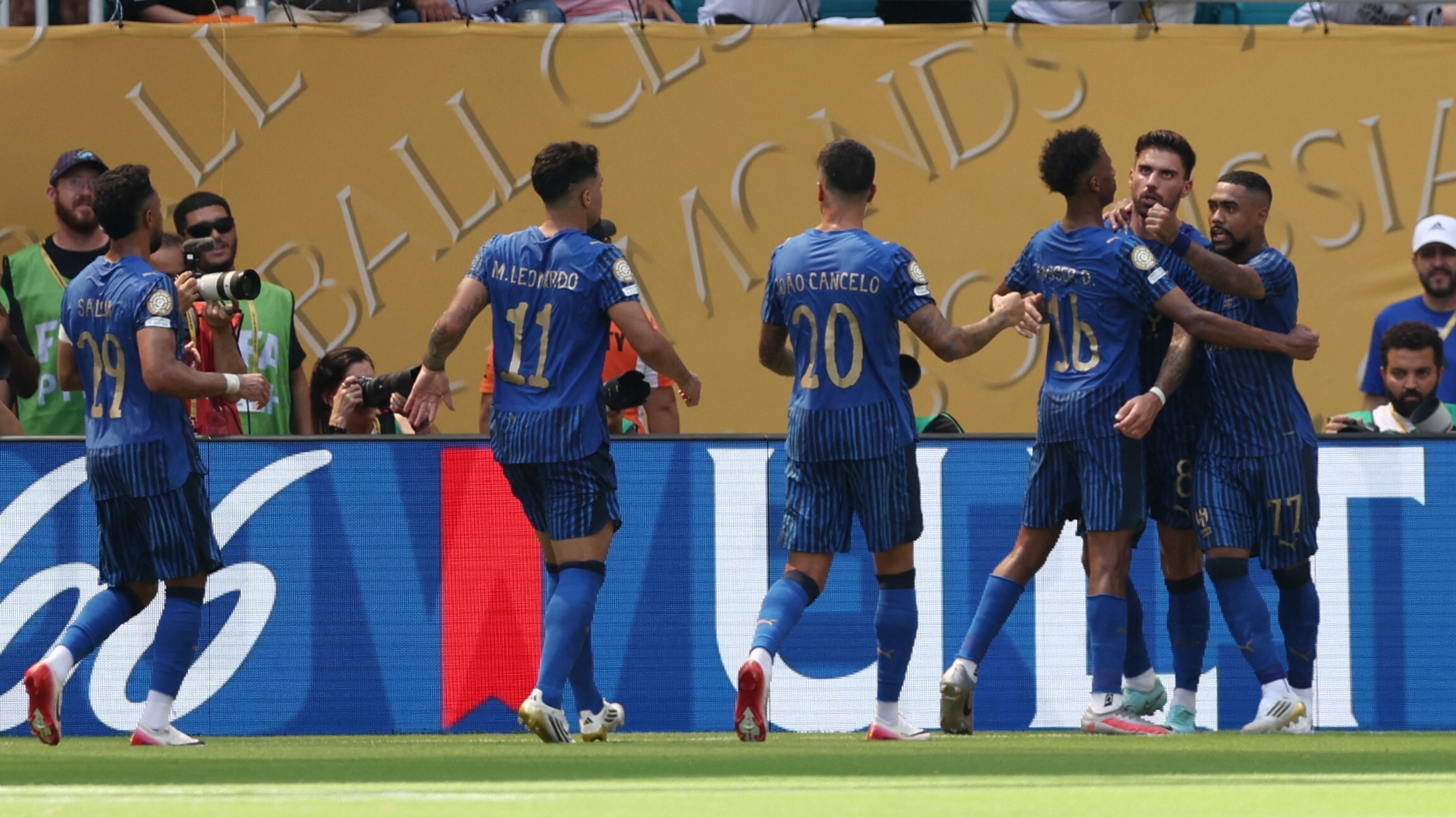 关于热那亚全队发挥失常,输球遗憾的信息 关于热那亚全队发挥失常,输球遗憾的信息