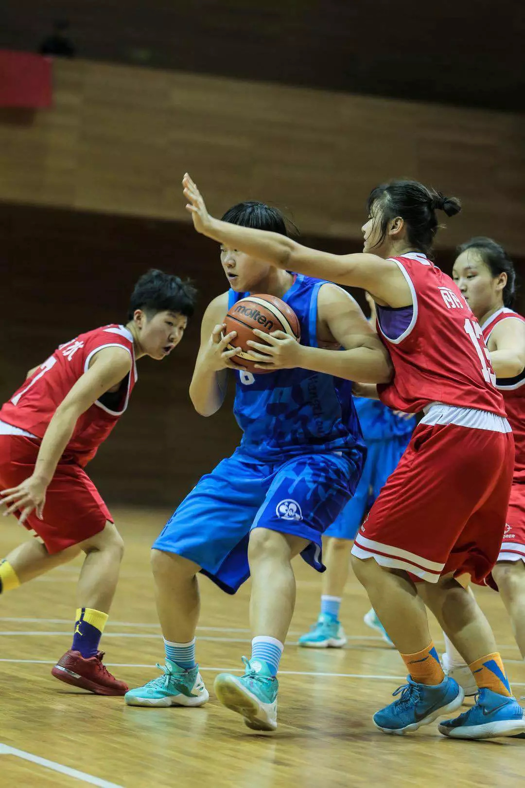 空中战场胜者为王,揭幕先机夺冠 空中战场胜者为王,揭幕先机夺冠