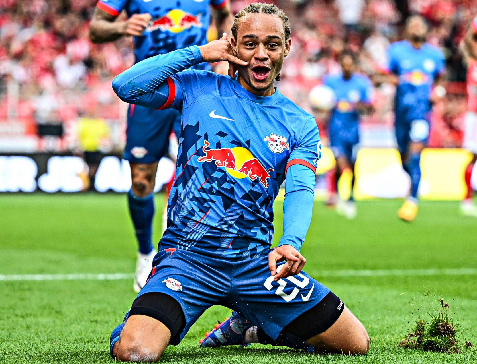 包含红牛二队绝杀红牛车队,皮亚斯特里状态火热的词条 包含红牛二队绝杀红牛车队,皮亚斯特里状态火热的词条